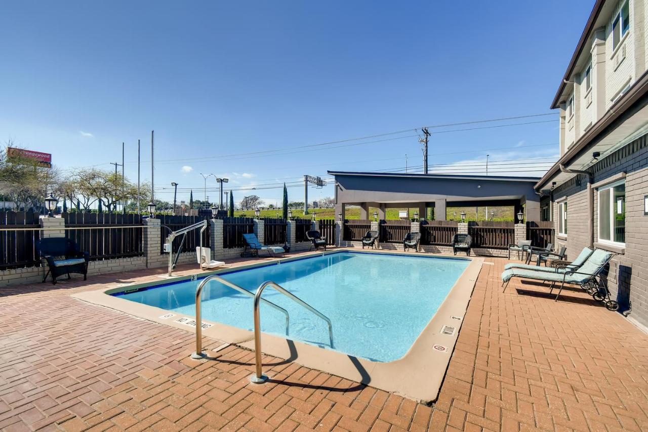 Orangewood Inn&Suites Midtown Austin Exterior foto