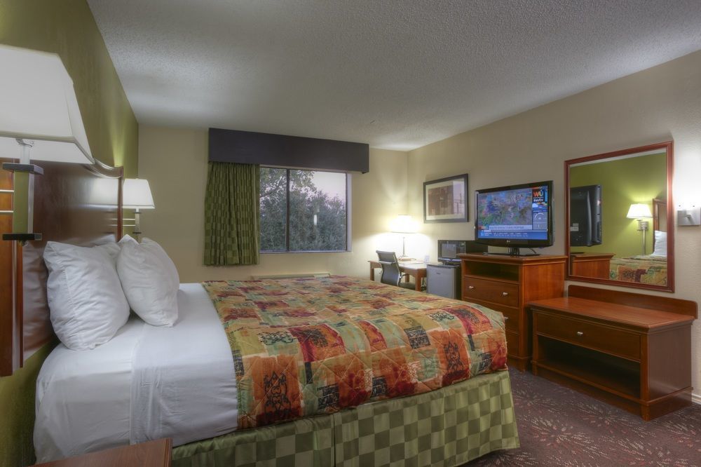 Orangewood Inn&Suites Midtown Austin Exterior foto