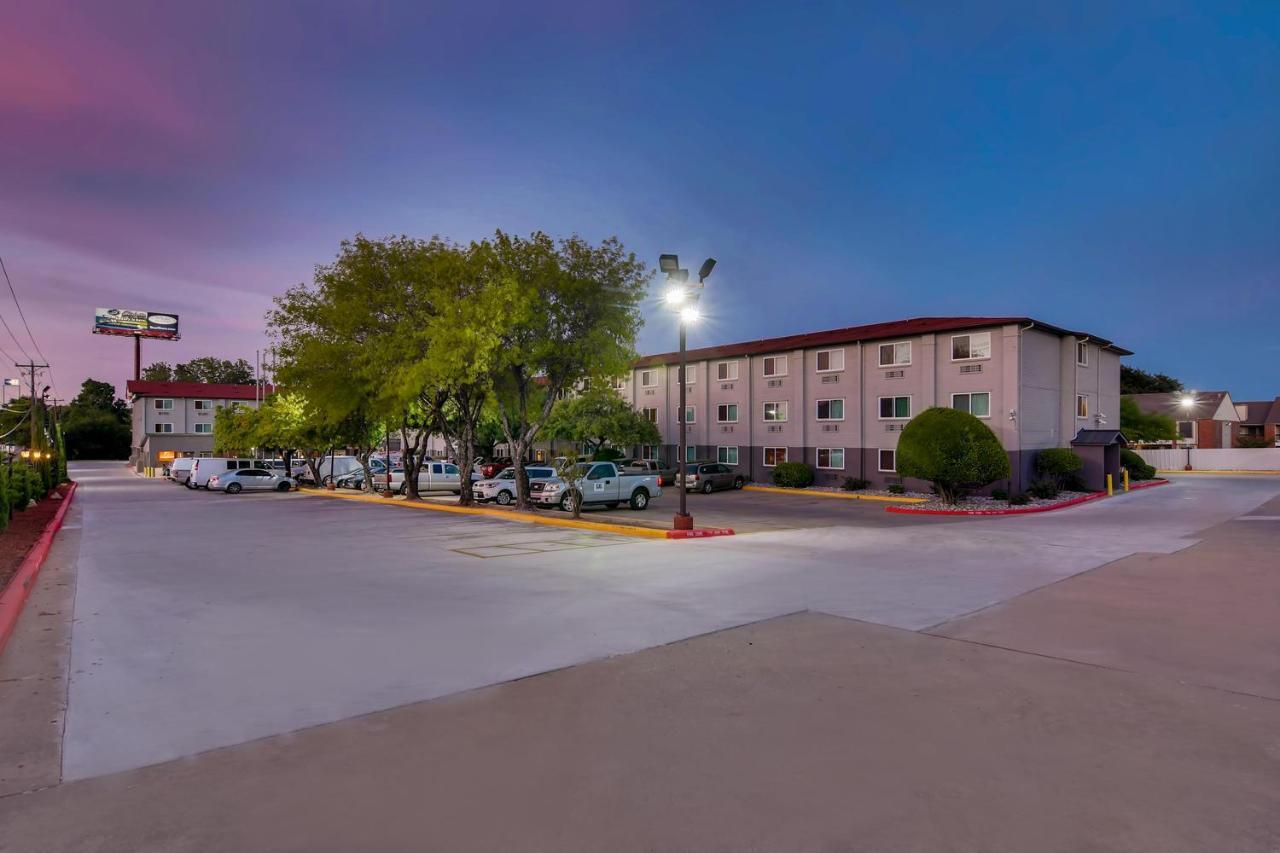 Orangewood Inn&Suites Midtown Austin Exterior foto